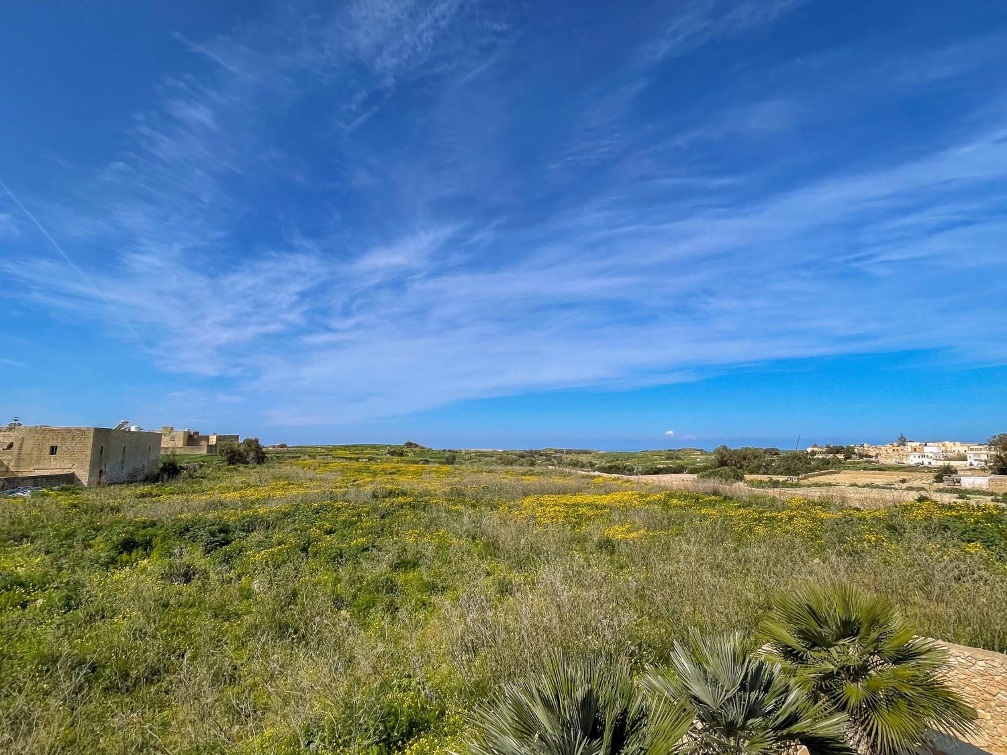 Villa Fieldend - Gozo Holiday Home Għarb Buitenkant foto