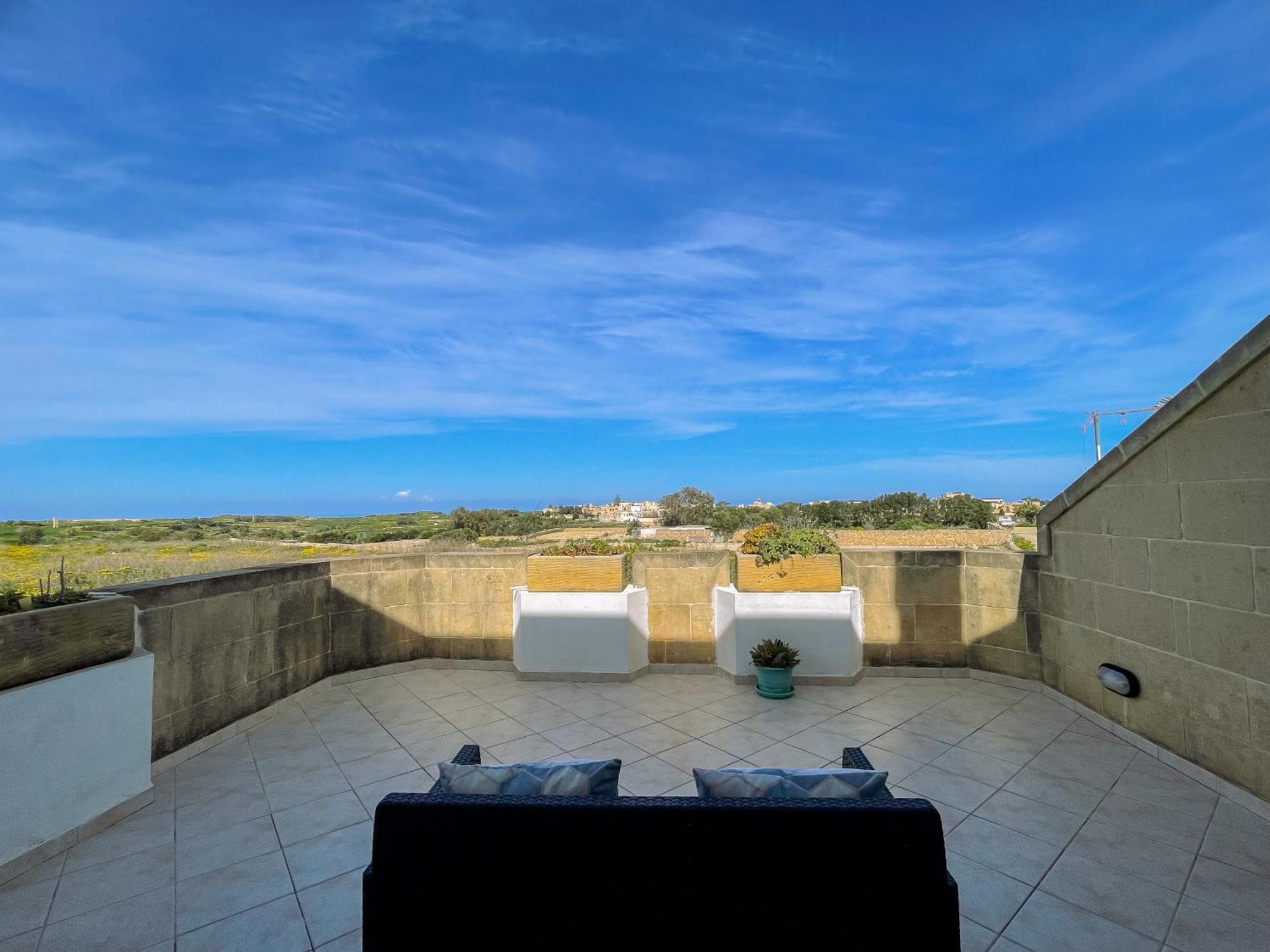 Villa Fieldend - Gozo Holiday Home Għarb Buitenkant foto