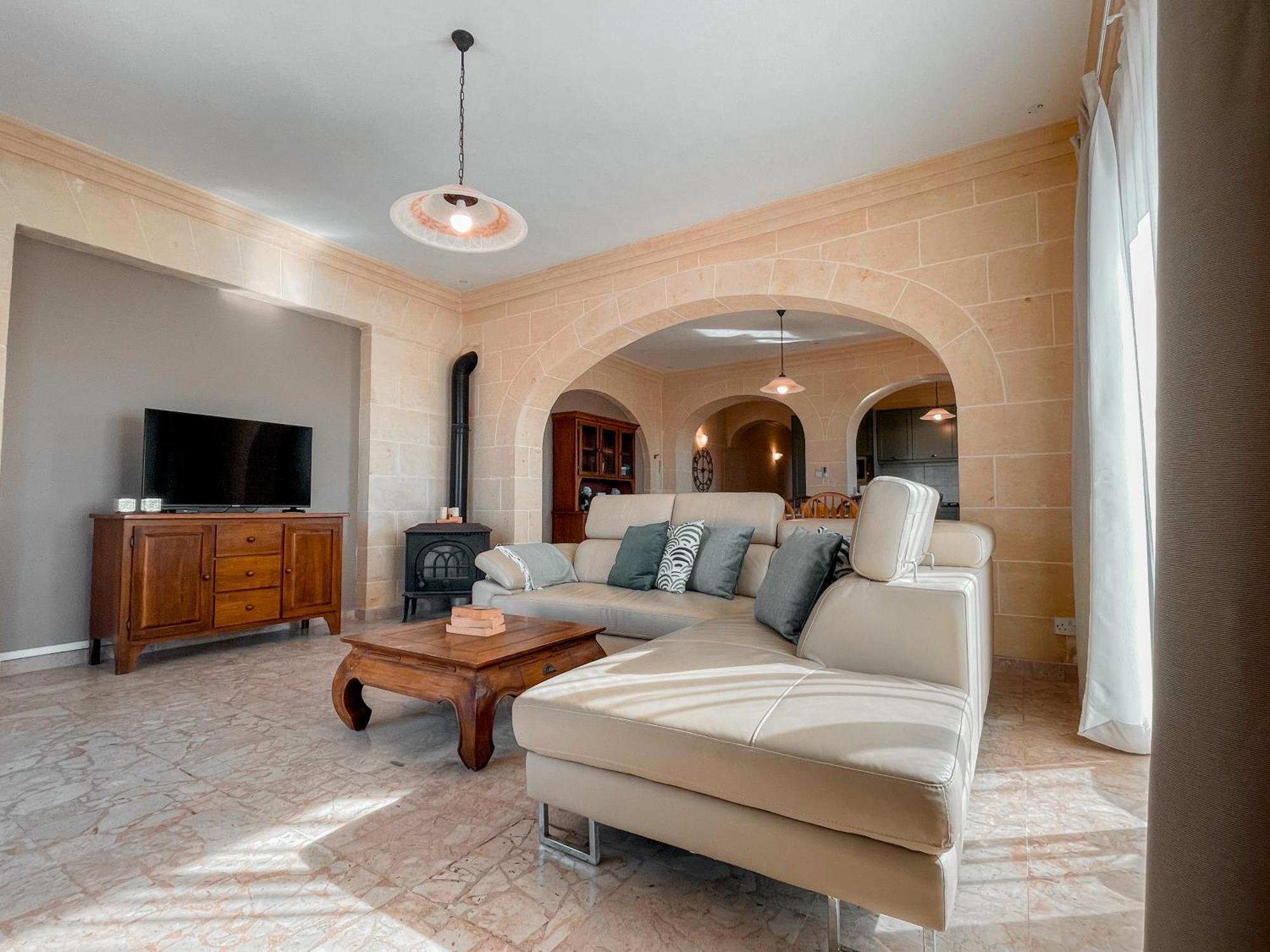 Villa Fieldend - Gozo Holiday Home Għarb Buitenkant foto